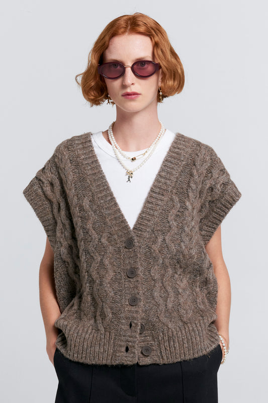 Cable Knit Button Up Vest Walnut